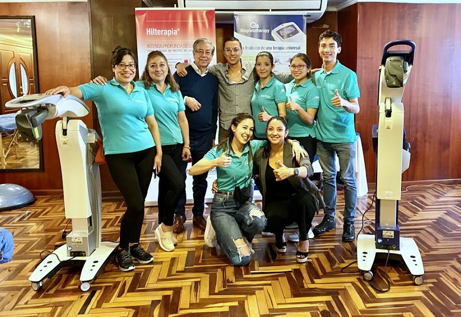 Team del curso de Laserterapia MLS - Ecuador